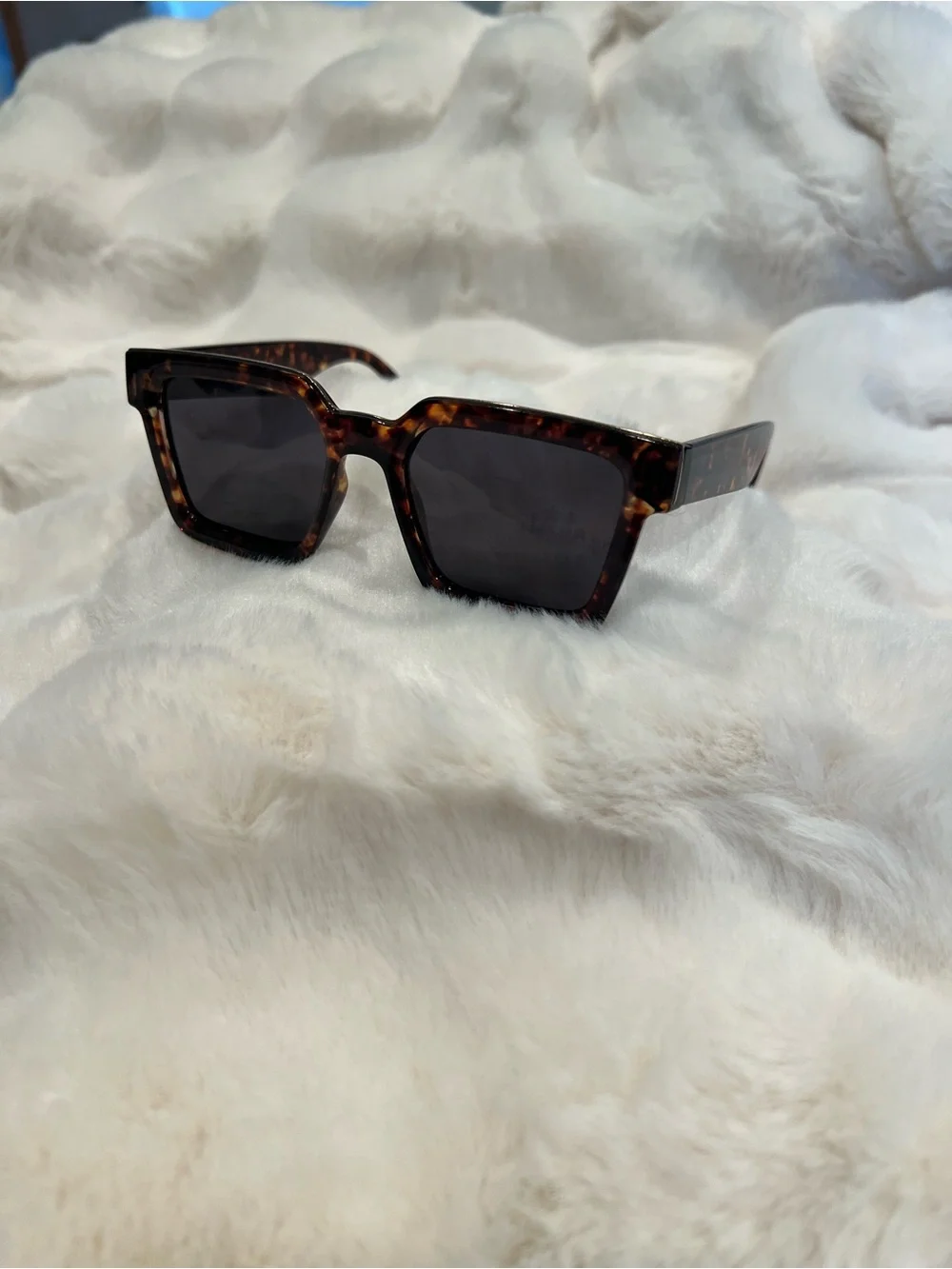 Tortoiseshell Square Frame Sunglasses - Brown Lens